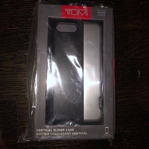 Tumi 8+ leather phone case